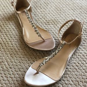badgley mischka • jewel embellished t-strap sandal
